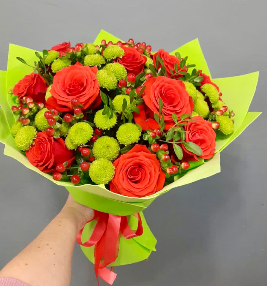 Букет цветов из: Хризантемы и Розы в Ядрино