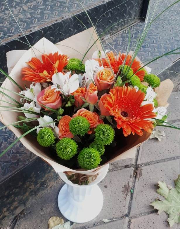 Букет цветов из: Герберы, Хризантемы, Альстромерии и Розы в Ядрино