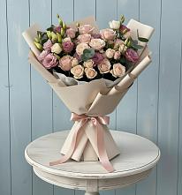 Букет цветов из:  Розы и Лизиантусы в Ядрино