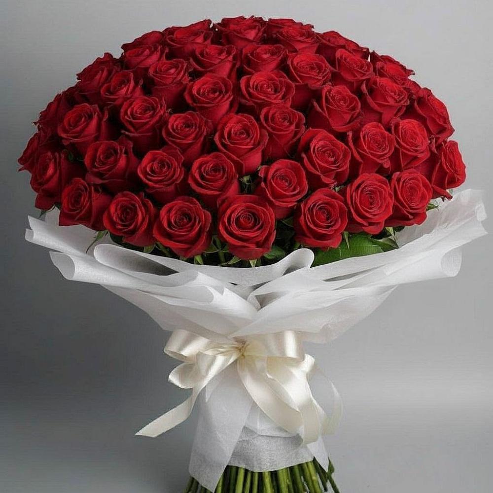 Букет 101 Красная роза Блэк Мэджик в Ядрино