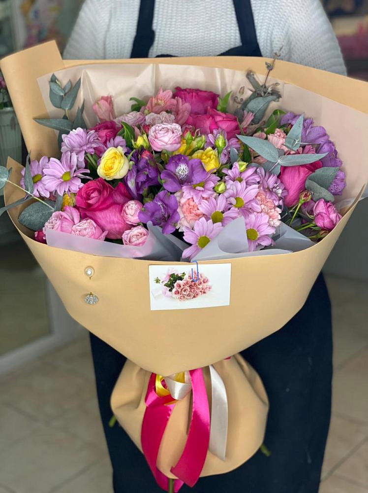 Букет цветов из: Хризантемы, Гвоздики и Альстромерии в Ядрино