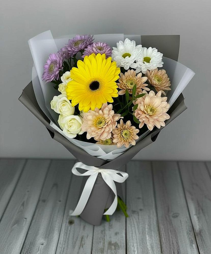 Букет цветов из: Розы, Герберы и Хризантемы в Ядрино