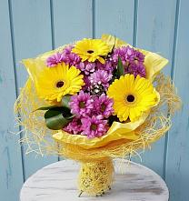 Букет цветов из:  Хризантемы и Герберы #REPLACE_PRED# Ядрино