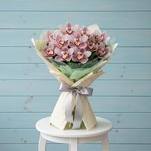Букет цветов из:  Орхидеи и Розы в Ядрино