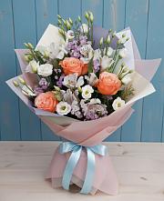 Букет цветов из:  Лизиантусы, Розы, Альстромерии и Гипсофила #REPLACE_PRED# Ядрино