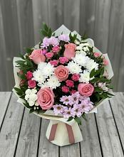 Букет цветов из:  Альстромерии, Гвоздики, Розы и Хризантемы в Ядрино
