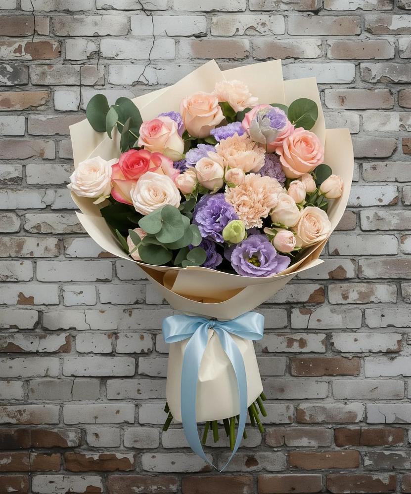 Букет цветов из: Розы, Лизиантусы и Гвоздики в Ядрино