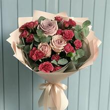 Букет цветов из:  Гвоздики и Розы в Ядрино