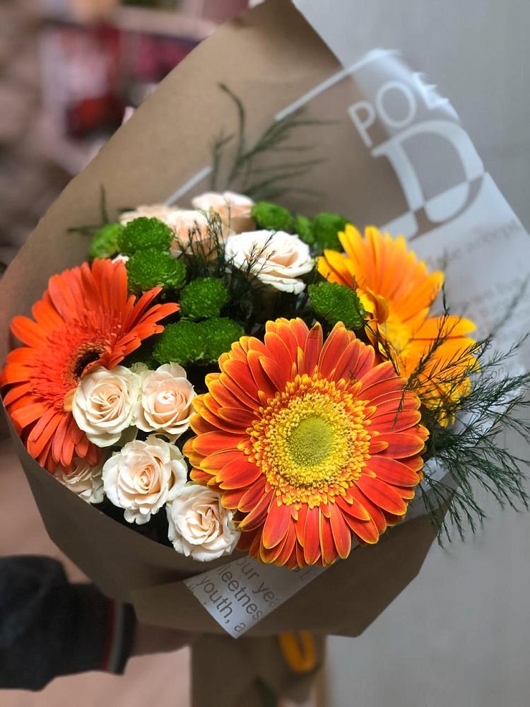 Букет цветов из: Герберы, Хризантемы и Розы в Ядрино