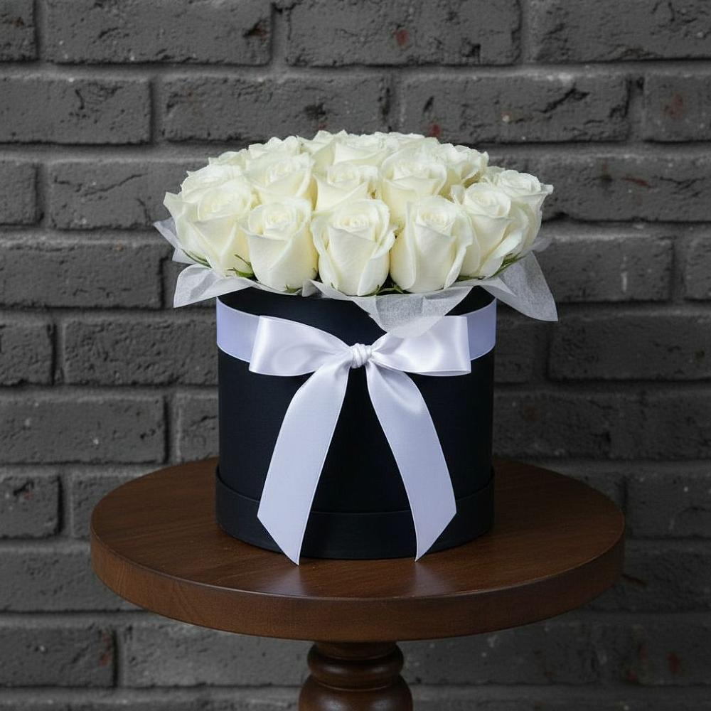 Цветочная композиция из Розы в шляпной коробке в Ядрино